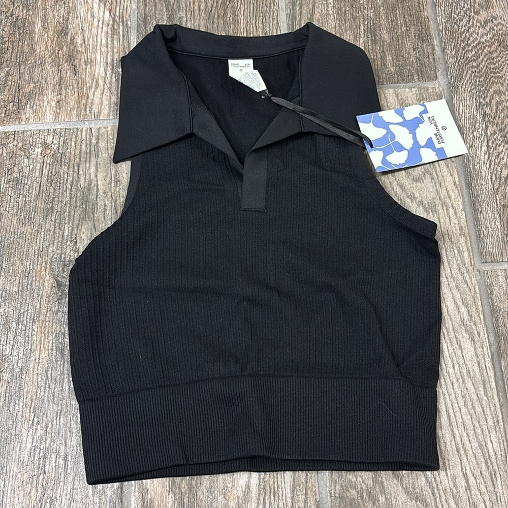 NWT DVF Black Collared Ribbed Cropped Polo Target Diane Von Furstenberg small